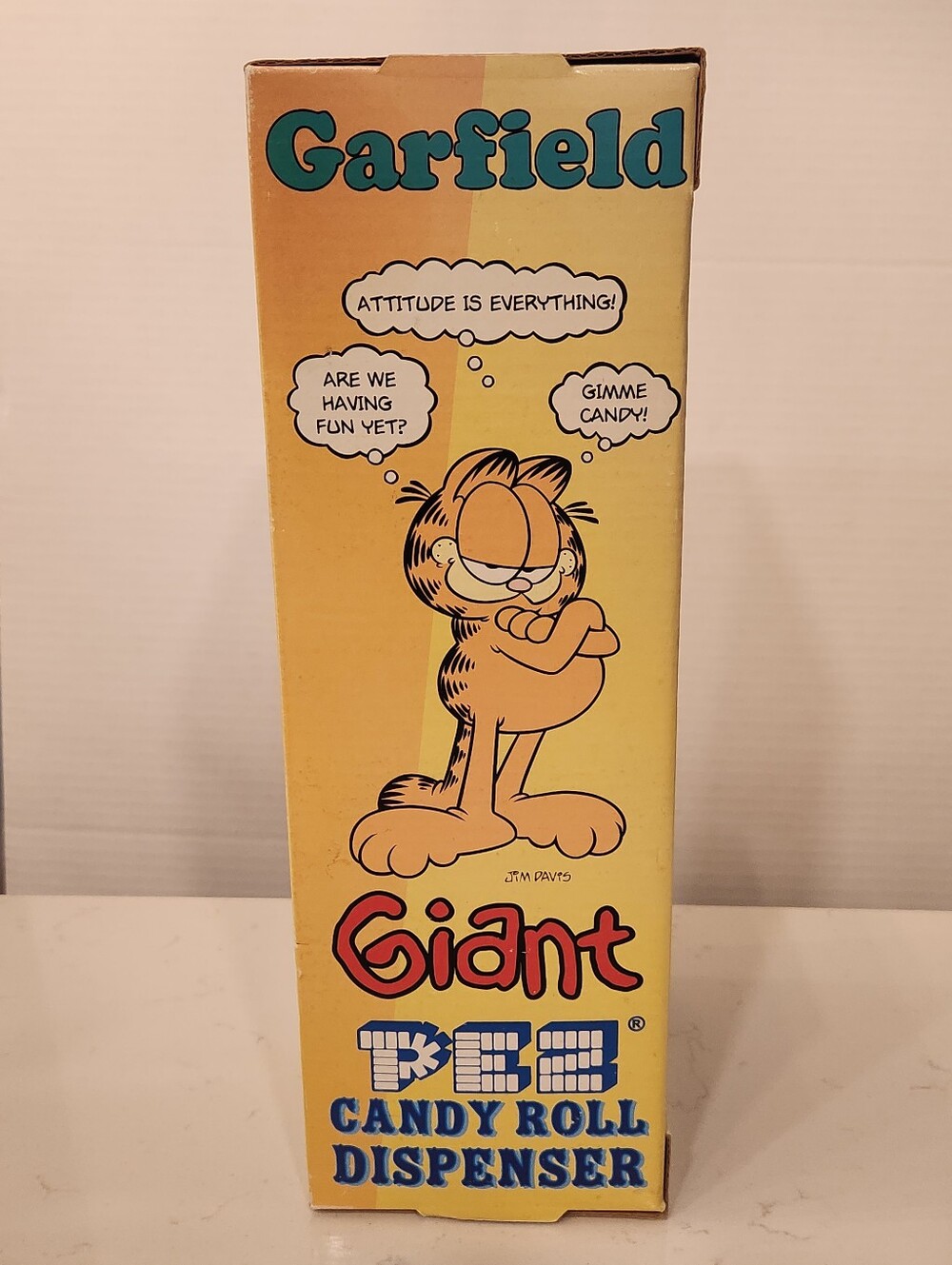 Garfield Giant Pez Dispenser - Picture 4 of 6